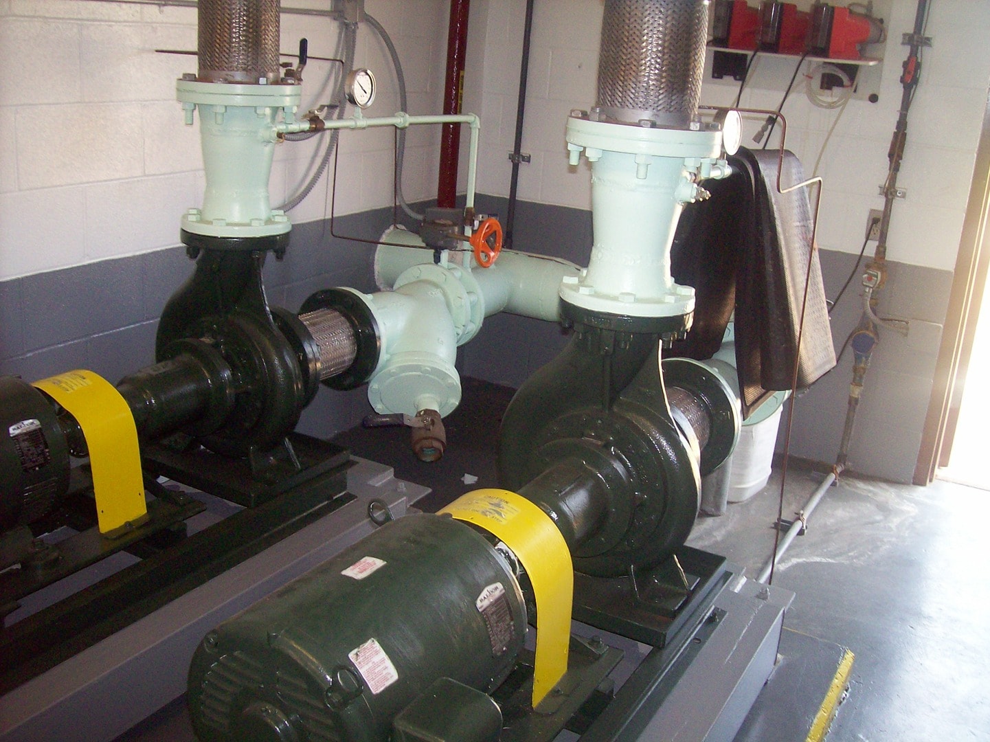 Commercial mechanical pump equipment